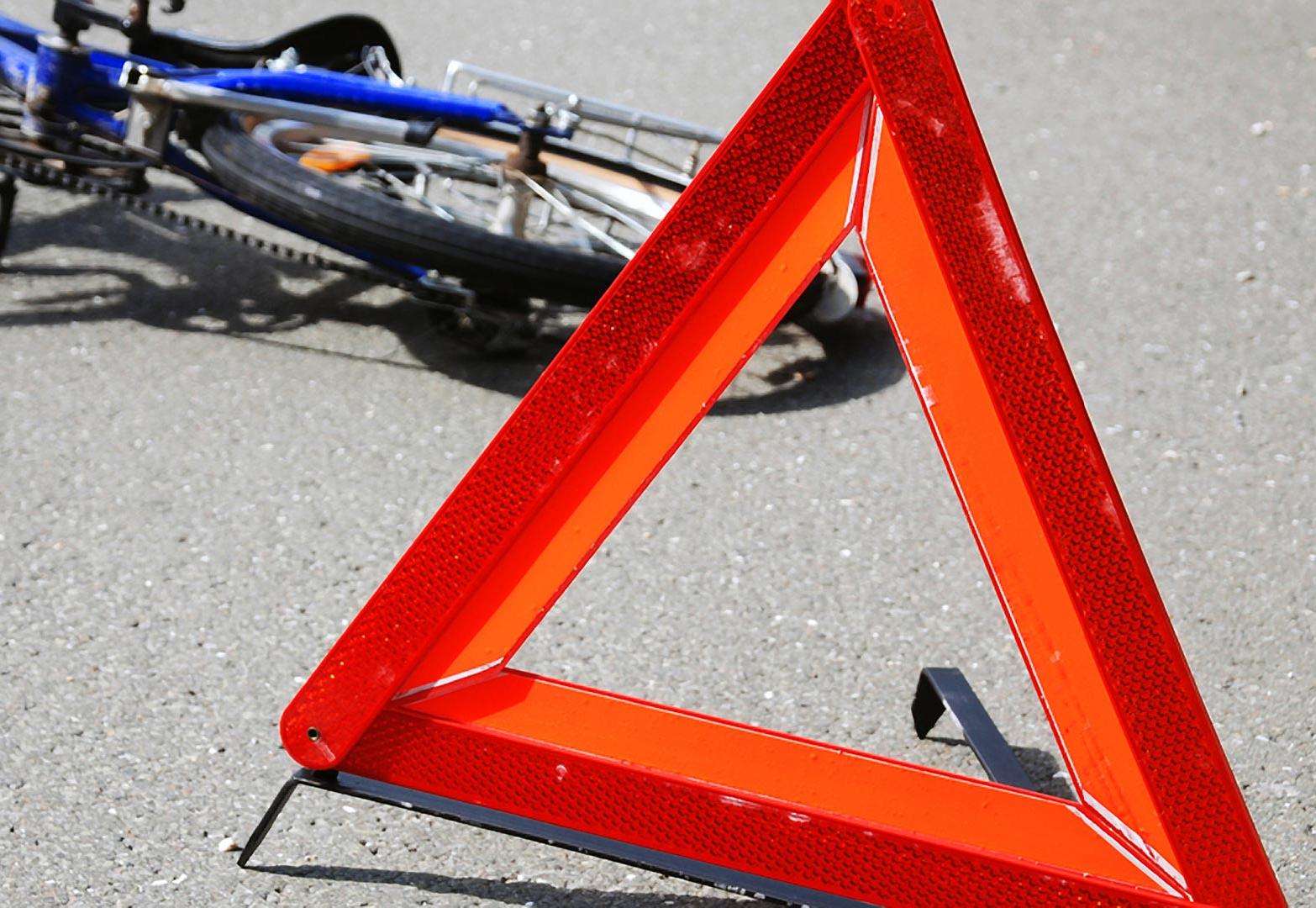 Подросток на велосипеде попал в аварию в Череповце