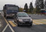 В Сокольском районе бабушка попала под колеса "Лады", которую протаранил грузовик