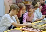 Череповецкие школьники делают настольную игру об истории города и металлургии 