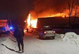 Крупный пожар в Шекснинском районе: загорелись баня и жилой дом
