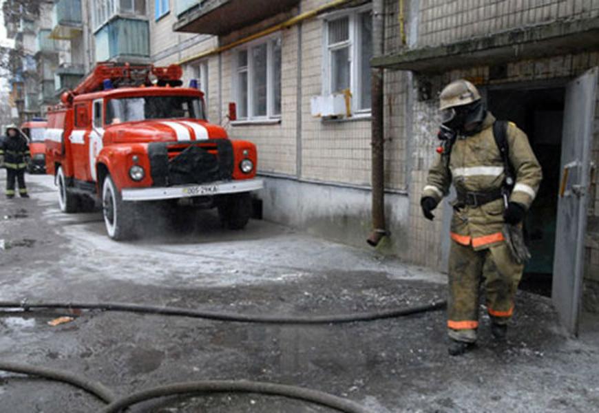 Огонь практически уничтожил кухню в доме на проспекте Победы в Череповце