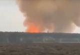 Пожар и взрывы боеприпасов в военной части попали на видео