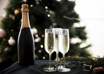 Коктейли с шампанским на Новый год: ТОП-8 рецептов