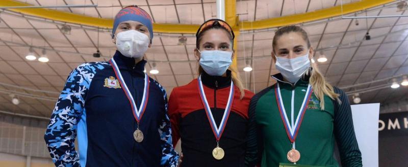 Череповчанка Евгения Лаленкова выиграла чемпионат России по конькобежному спорту