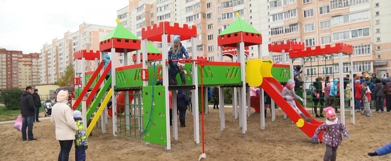 В Череповце отремонтировали все детские площадки