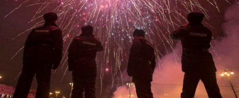Полицейские помогут жителям Череповца запустить новогодние фейерверки