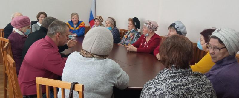 Проблемы, волнующие жителей Шекснинского района, пообещал решить Виктор Леухин