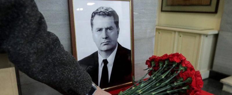 Ушла эпоха: Владимир Жириновский похоронен на Новодевичьем кладбище