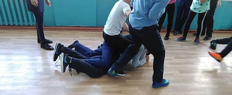 Стали известны подробности избиения третьеклассника в одной из школ Вологодской области