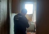 Окровавленное тело мужчины средних лет обнаружили в одной из квартир Грязовца