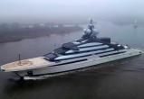 Гигантская яхта Алексея Мордашова будет спасаться от санкций в Южной Корее