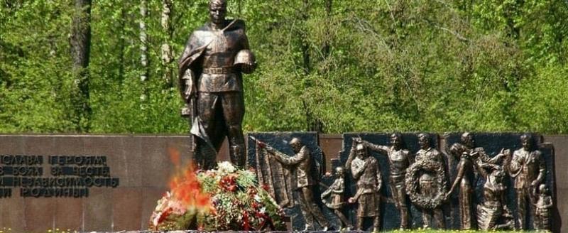 Воинские мемориалы Череповца привели в порядок только по требованию прокуратуры