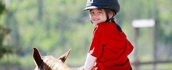 На Вологодчине руководитель конного клуба получила реальный срок за травмирование 9-летней девочки