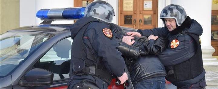 Пьяный житель Мурманской области отправился в полицию после скандала в череповецком кафе