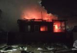 В Вологодской области двое детей спаслись из горящего гаража