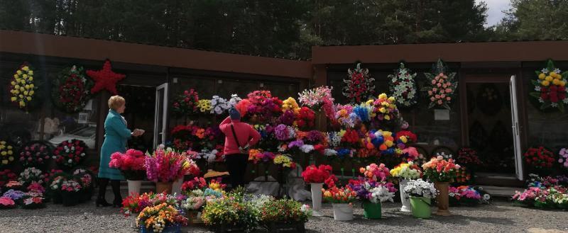 Скандал на кладбище: чиновники из мэрии Череповца нарушили права предпринимателей