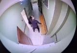 В сети появилось видео того, как череповецкий бизнесмен Гарлем Заргарян подрался прямо в зале суда со свидетелем