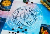 Как будут распоряжаться деньгами знаки зодиака: финансовый гороскоп на июль 2024 года