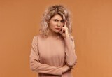 Будущая свекровь с другими родственницами пришли ко мне с проверкой чистоты, пока мужа не было дома