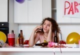 Я не думала, что близкий человек, которого я пригласила на свой день рождения, воткнет мне нож в спину