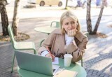 Кажется, я приношу несчастье всем, кто рядом, будто тяну за собой беды и неудачи