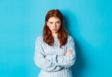 Родители все внимание и деньги выделяют младшему брату, который в 25 лет "ищет" себя