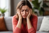 Свекровь грязью меня поливает, а муж встает на ее сторону