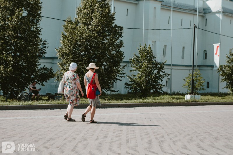 Как защитить ноги при варикозе в отпуске?