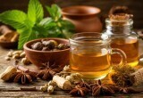 Свекровь заставляет лечить моего мужа только народными средствами