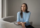 Моя дочь стала отстраняться от меня из-за моего возраста