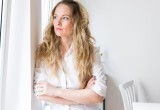 –  Пусть твоя мать встанет на колени и извинится, – сказала мужу, допустившему мое унижение
