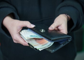 Аванс до зарплаты: может ли работник получить деньги вперед и как это оформить
