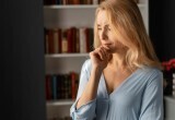 - Мама, привези мне документы, которые в ящике лежат, - сын превратил меня в бесплатного курьера