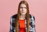 – Не смей трогать моё! – свекровь отчитала внучку за то, что та без спроса взяла ее творожок