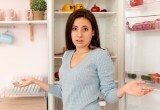 Свекровь сказала взять с собой крупы, соль и даже моющие средства, когда мы собрались к ней на недельку