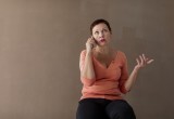 Невестка пришла на собственную свадьбу в спортивном костюме, хотя мы оплатили платье