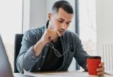Муж отказывается работать из-за панических атак