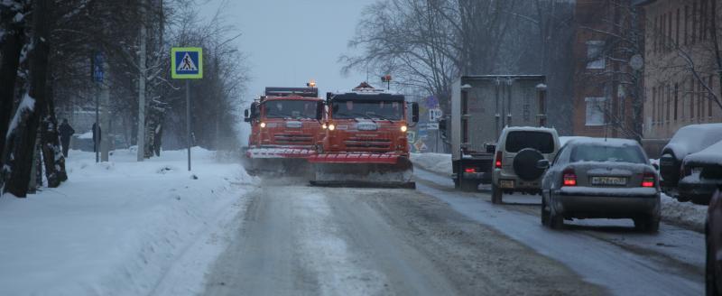 В Череповце коммунальные службы ведут усиленную борьбу со снегопадом