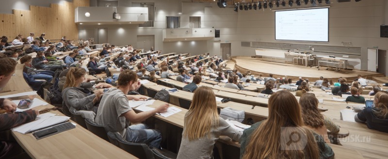 Нейросеть Midjourney