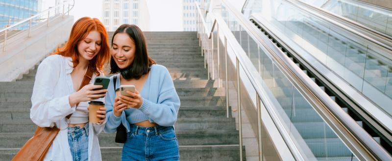 Т2 дарит полгода бесплатной связи новому абоненту и начисляет 2000 рублей тому, кто его пригласил