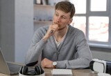 - Ты же сам не пользуешься ею, - мы с соседом вскладчину построили баню, а ходит в нее только он