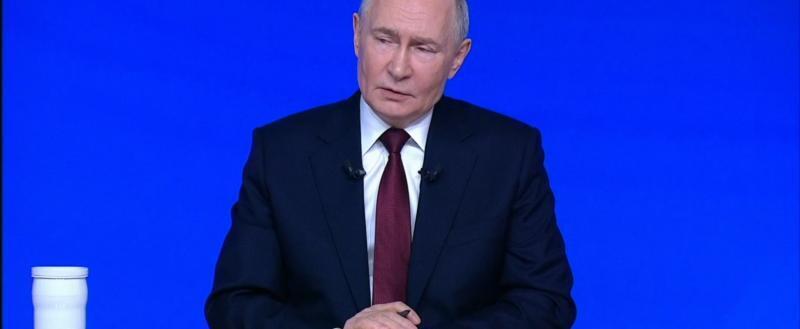 Президент подписал закон о стажировках для выпускников вузов и колледжей