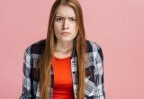 - Выпендриться решили? - родительский комитет злится, что я и несколько мам подарили воспитательнице подарок от себя