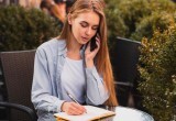 - Ей нужно в более сильный класс, - моя дочь учится среди хулиганов и двоечников и не хочет переводиться