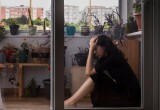 - Мы тебе когда-то комнату в коммуналке купили, - братья требуют отказаться от наследства