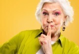 Мать поехала к моей бывшей жене и забрала все золото, которое я ей дарил
