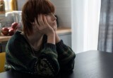 - Он не помогает с ребенком, - сестра специально приглашает маму, чтобы досадить мужу