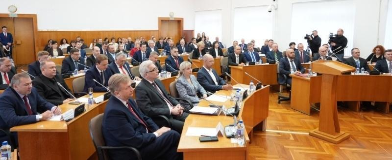 В Законодательном Собрании Вологодской области сократили число комитетов с девяти до семи
