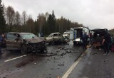 Под Соколом разбилась маршрутка, погибли два пассажира и водитель встречной легковушки (ФОТО)