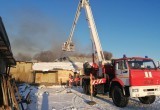 Пожар на пилораме в промзоне Вологды попал на видео